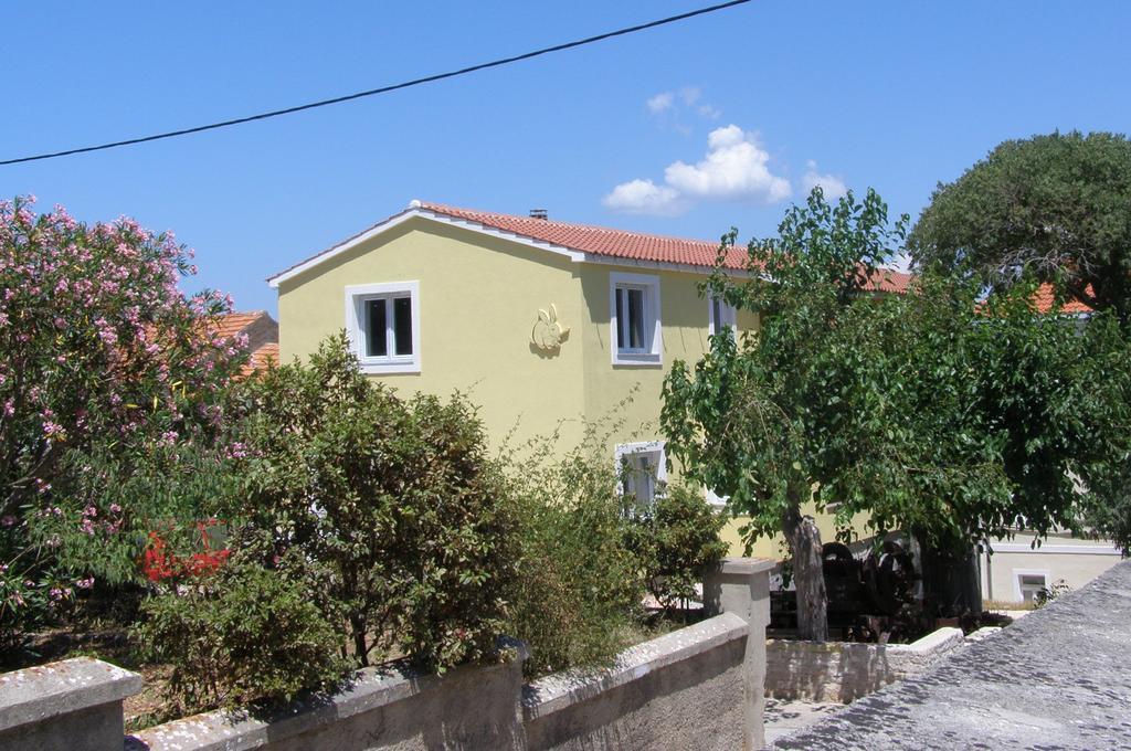 Apartments Buturic Сали Екстериор снимка
